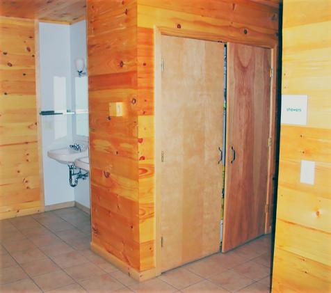 Hut bathroom facility